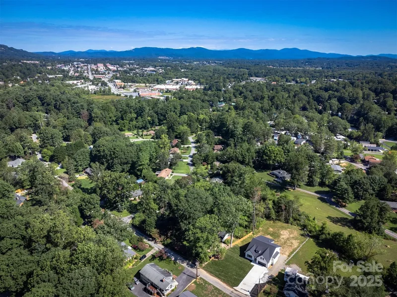 808 Maybank Drive, Laurel Park, North Carolina, United States. - Photo 38