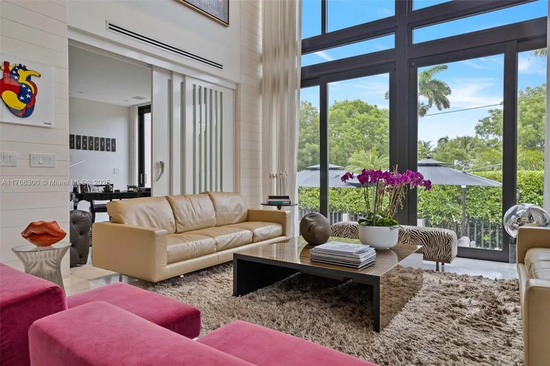 610 Harbor Cir, Key Biscayne, Florida, United States. - Photo 8