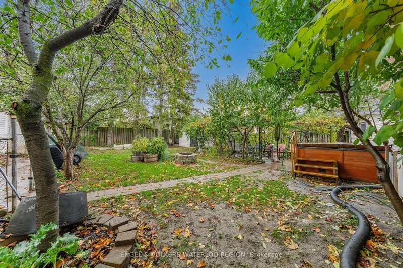 152 Kinzie Avenue, Kitchener, Ontario, Canada. - Photo 13