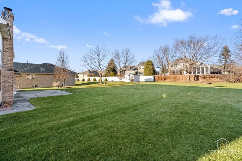 13124 W Beaver Lake Drive, Homer Glen, Illinois, United States. - Photo 29