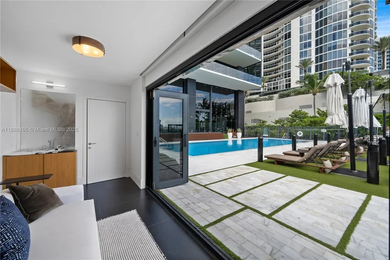 17141 Collins Ave LPH-1, Golden Beach, Florida, United States. - Photo 58