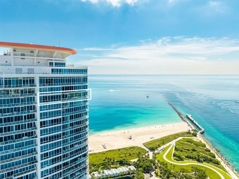 100 S Pointe Dr Unit 3803, Miami Beach, FL 33139, Miami Beach, Florida, United States. - Photo 70