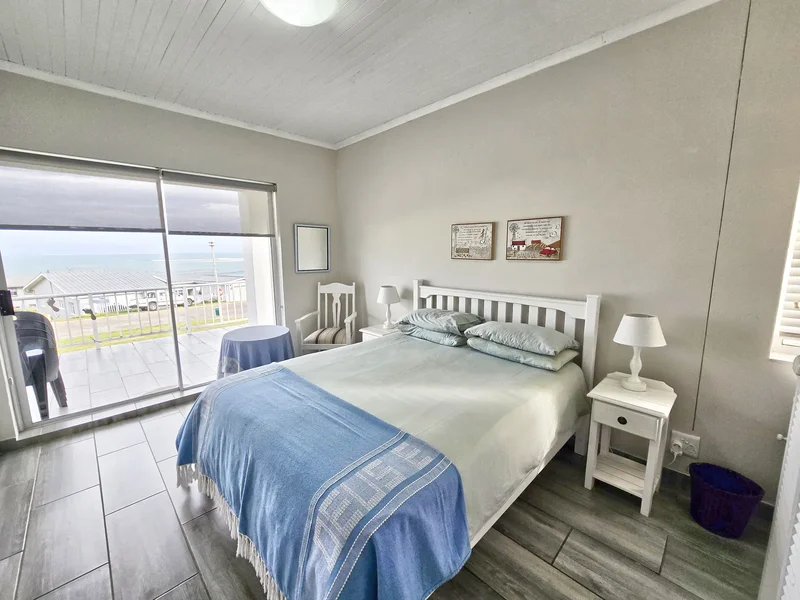 Still Bay, Western Cape, South Africa. - Photo 16