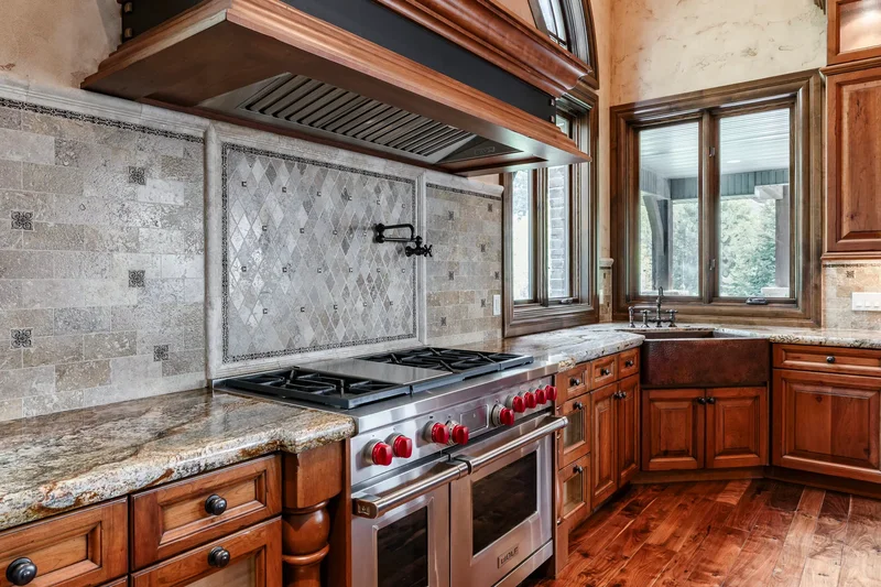 3409 E Seven Springs Drive, Sandy, UT 84092, Sandy, Utah, United States. - Photo 47
