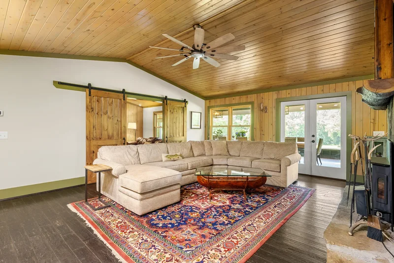 93+/ Acre Legacy Estate In The North Georgia Mountains