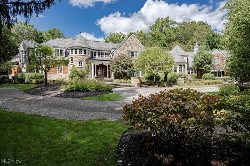 7955 Gray Eagle Chase, Gates Mills, OH 44040, Gates Mills, Ohio, United States. - Photo 5