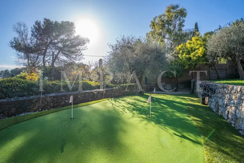Mougins, Provence-Alpes-Côte d'Azur, France. - Photo 8