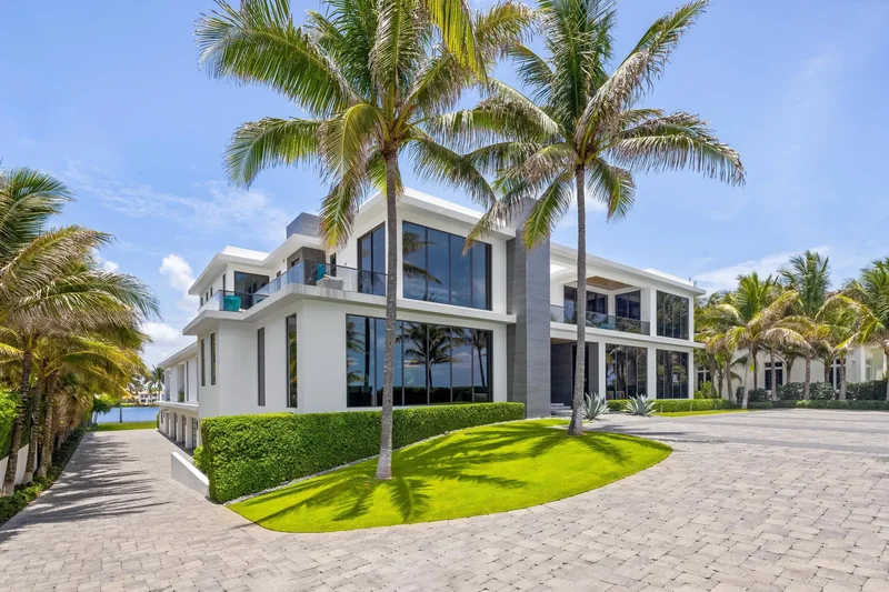 1660 S Ocean Boulevard, Lantana, Florida, United States. - Photo 9