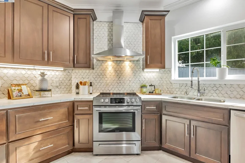 4597 Edwards Ln., Castro Valley, California, United States. - Photo 12