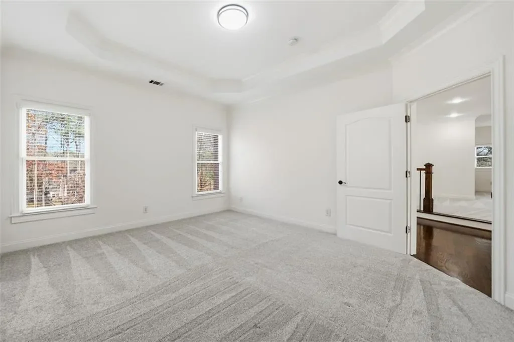 7611 Regency Circle, Sandy Springs, GA 30350, Atlanta, Georgia, United States. - Photo 45