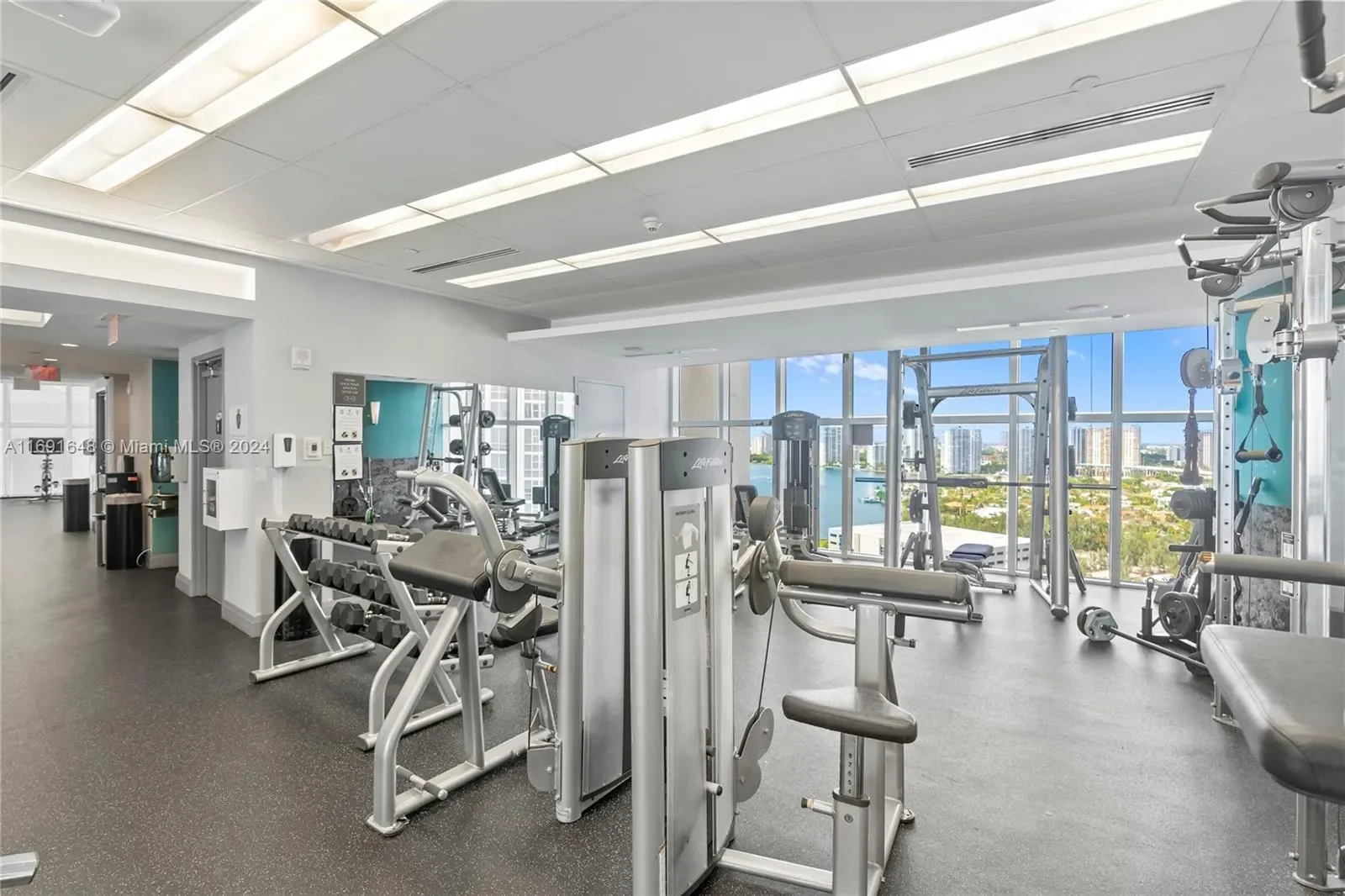 18101 Collins Ave 1502, Golden Beach, Florida, United States. - Photo 44