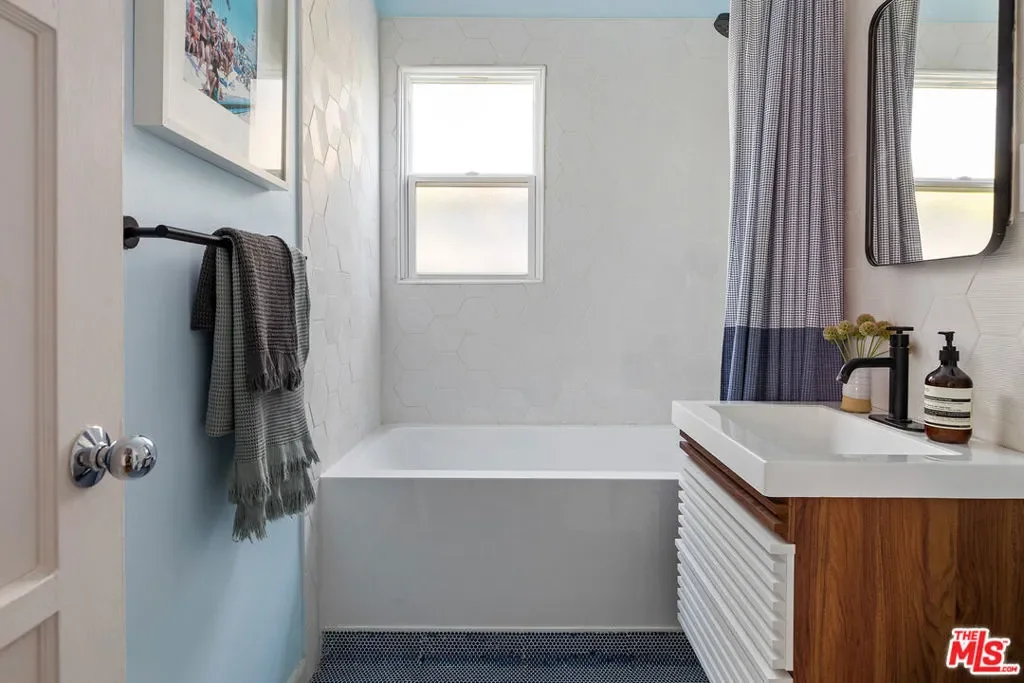 510 Venice Way, Los Angeles, California, United States. - Photo 24