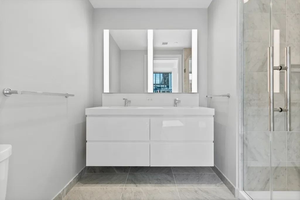 135 Seaport, Boston, Massachusetts, United States. - Photo 25