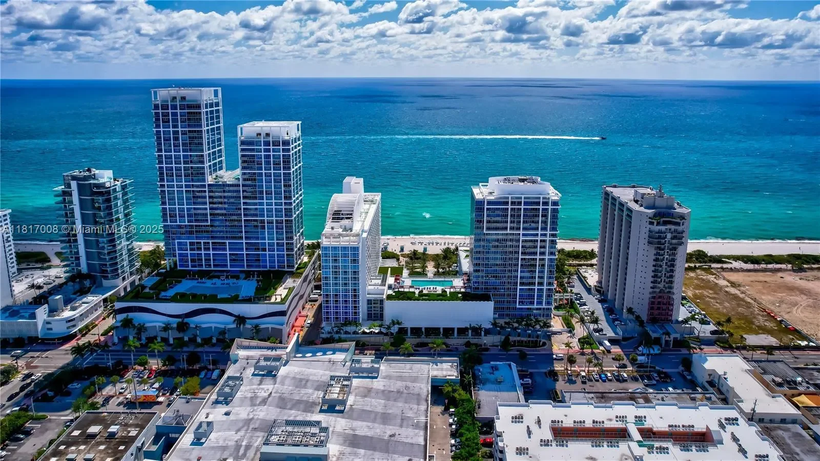 6799 Collins Ave 405, Miami Beach, Florida, United States. - Photo 29