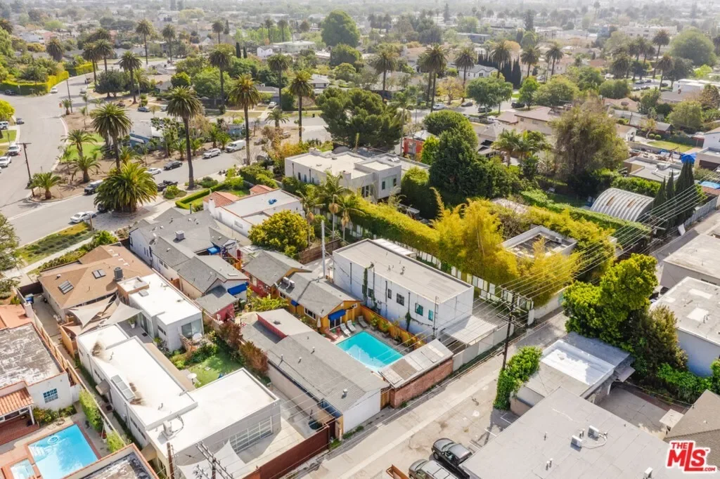 3875 Marcasel Avenue, Los Angeles, California, United States. - Photo 3