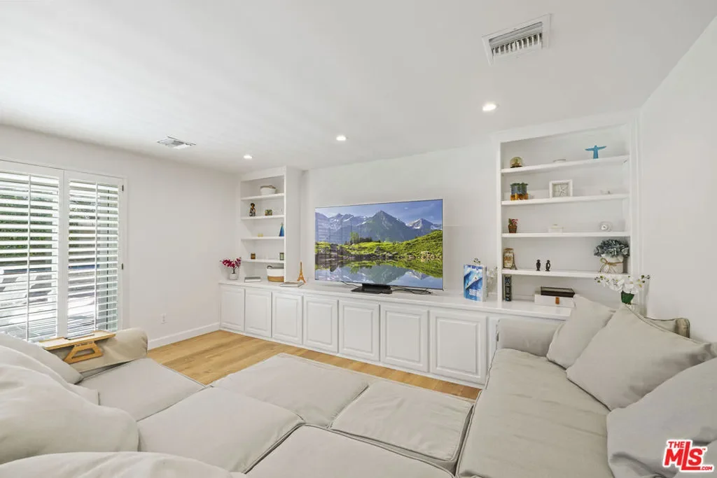 4551 Wolsey Court, Thousand Oaks, California, United States. - Photo 25