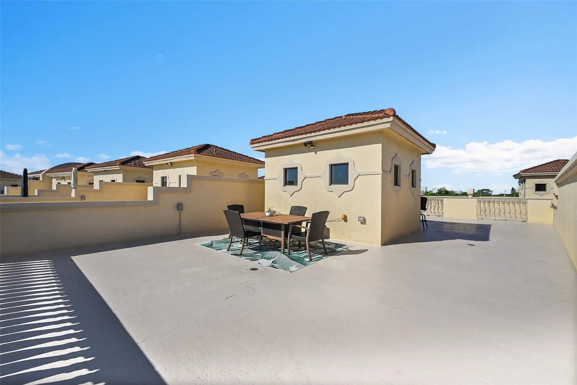 2254 SE 7th Street, Hillsboro Beach, Florida, United States. - Photo 37