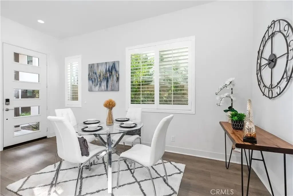 121 Novel, Irvine, California, United States. - Photo 8