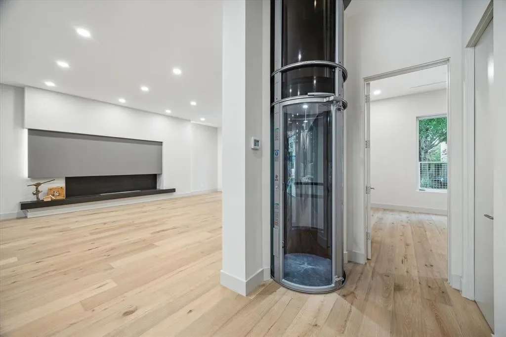 2129 Quenby Street, Houston, Texas, United States. - Photo 11