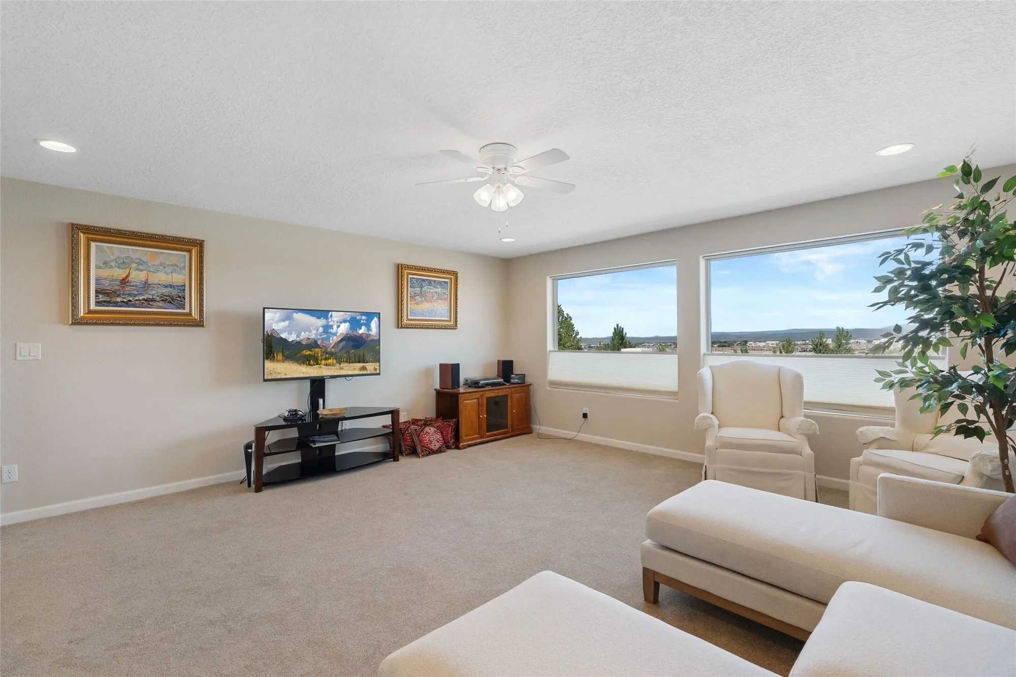4193 Las Brisas , Santa Fe, NM 87507, Santa Fe, New Mexico, United States. - Photo 9