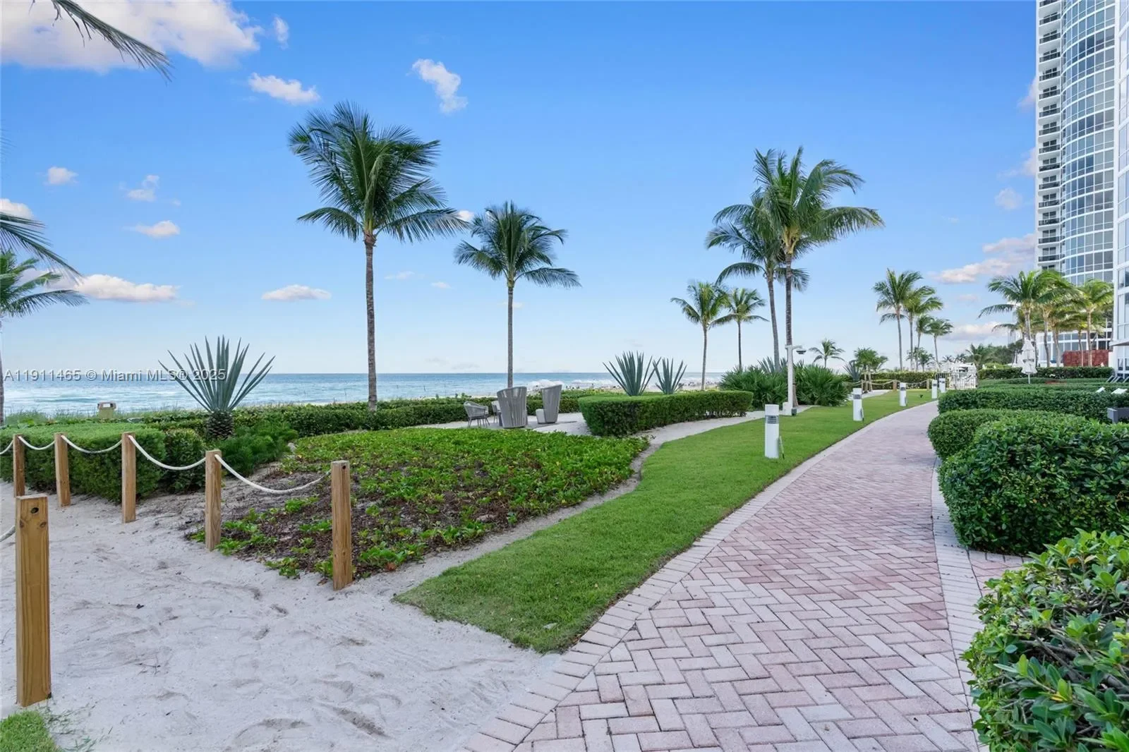 18201 Collins Ave 709, Golden Beach, Florida, United States. - Photo 37