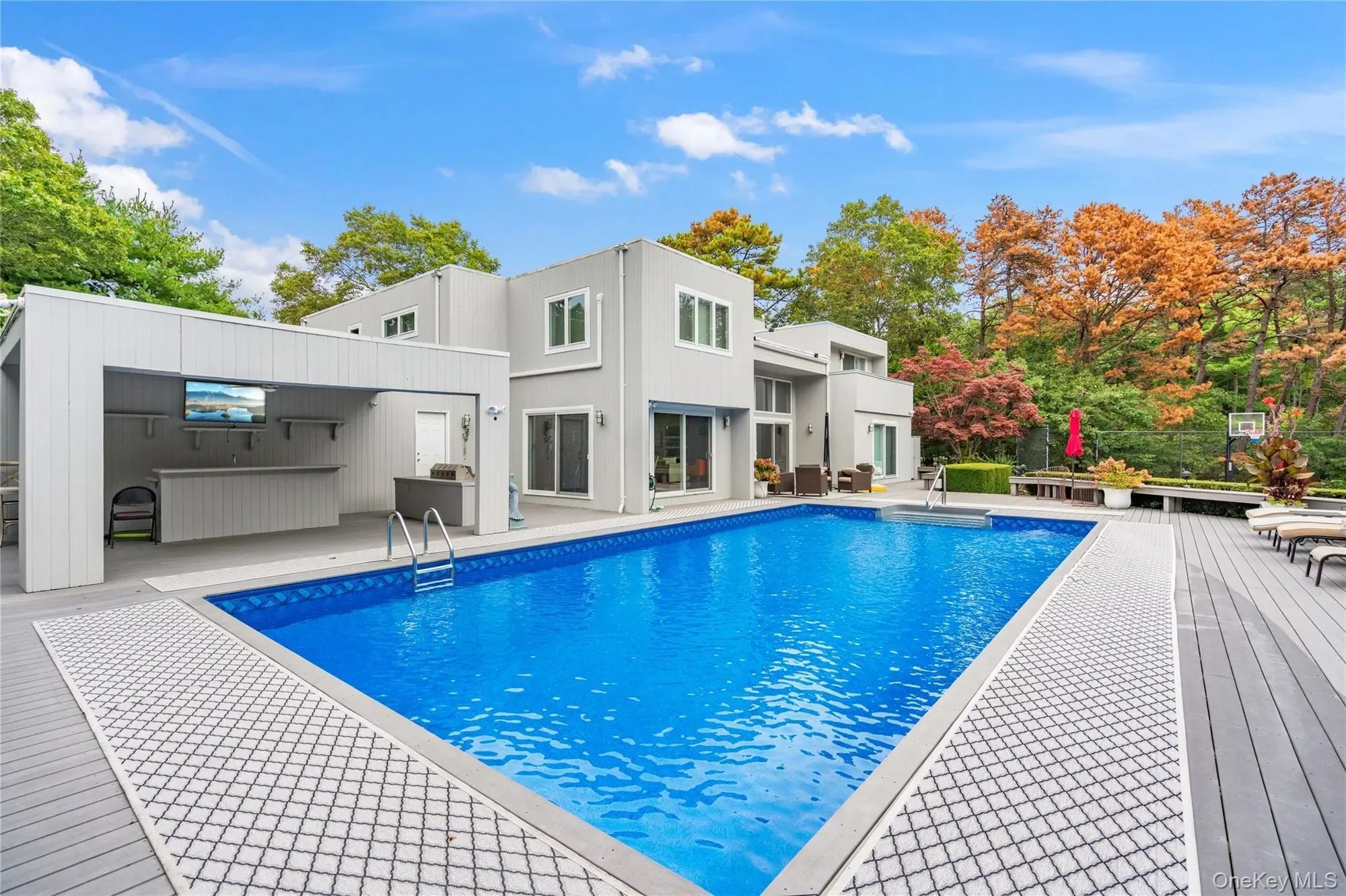 9 Peacock Path, East Quogue, NY 11942, East Quogue, New York, United States. - Photo 21