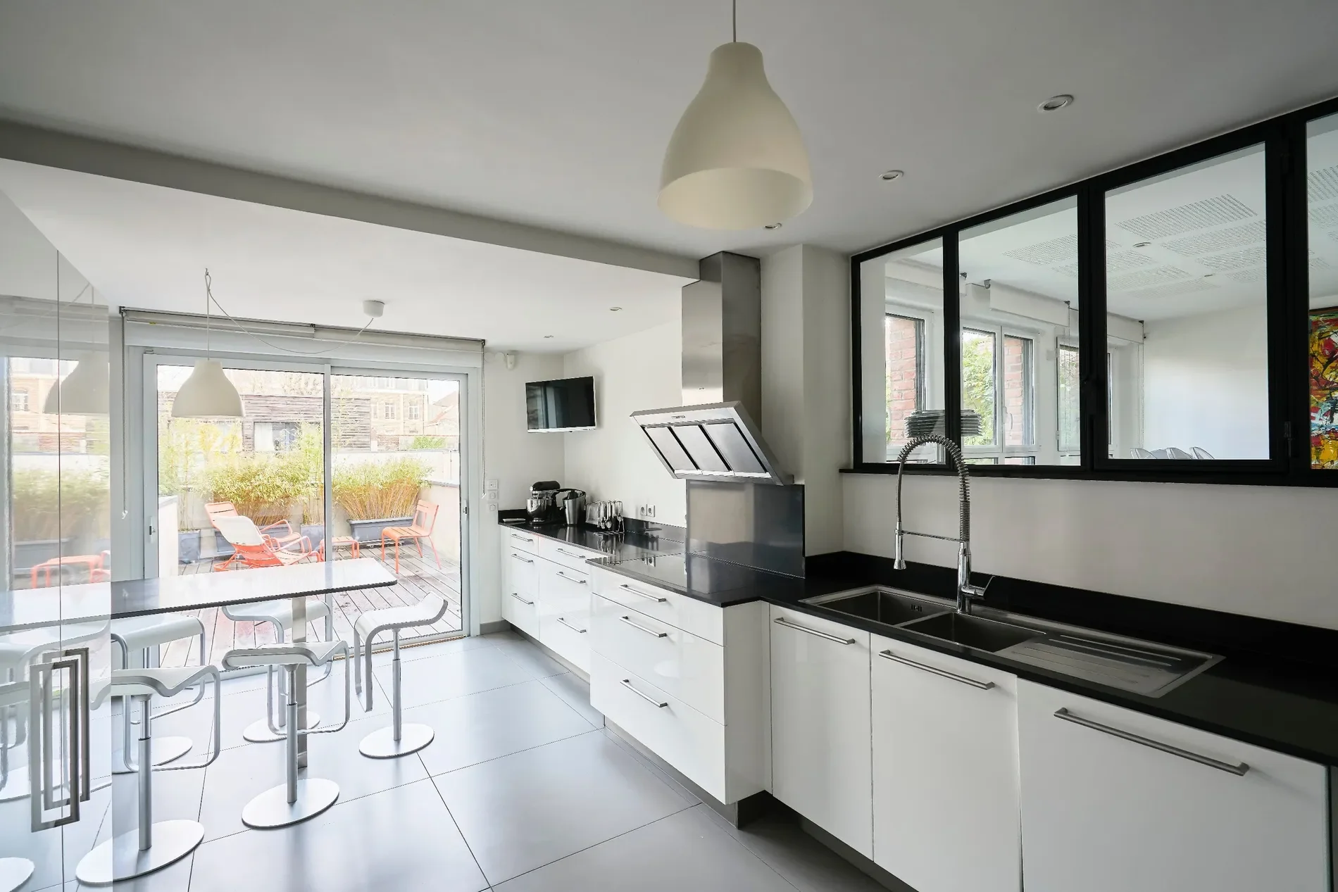 LILLE, O 59800, Lille, Hauts-de-France, France. - Photo 4