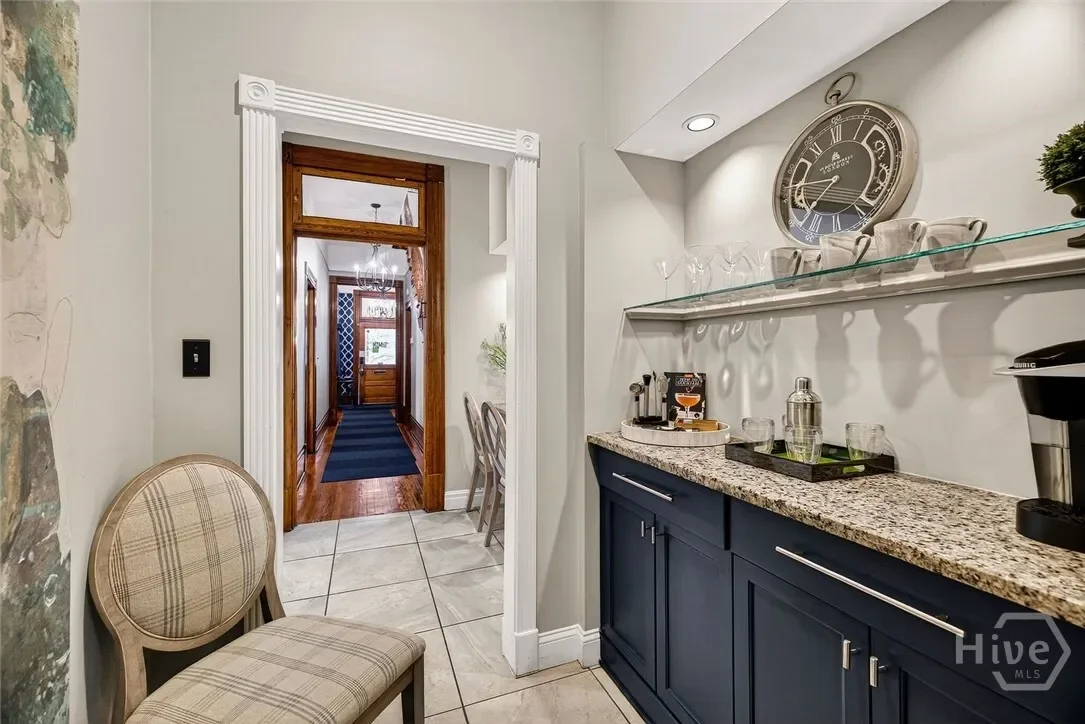 106 E Harris Street, Savannah, Georgia, United States. - Photo 16