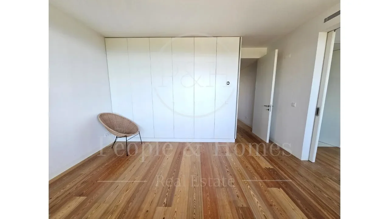 Gallery photo 12