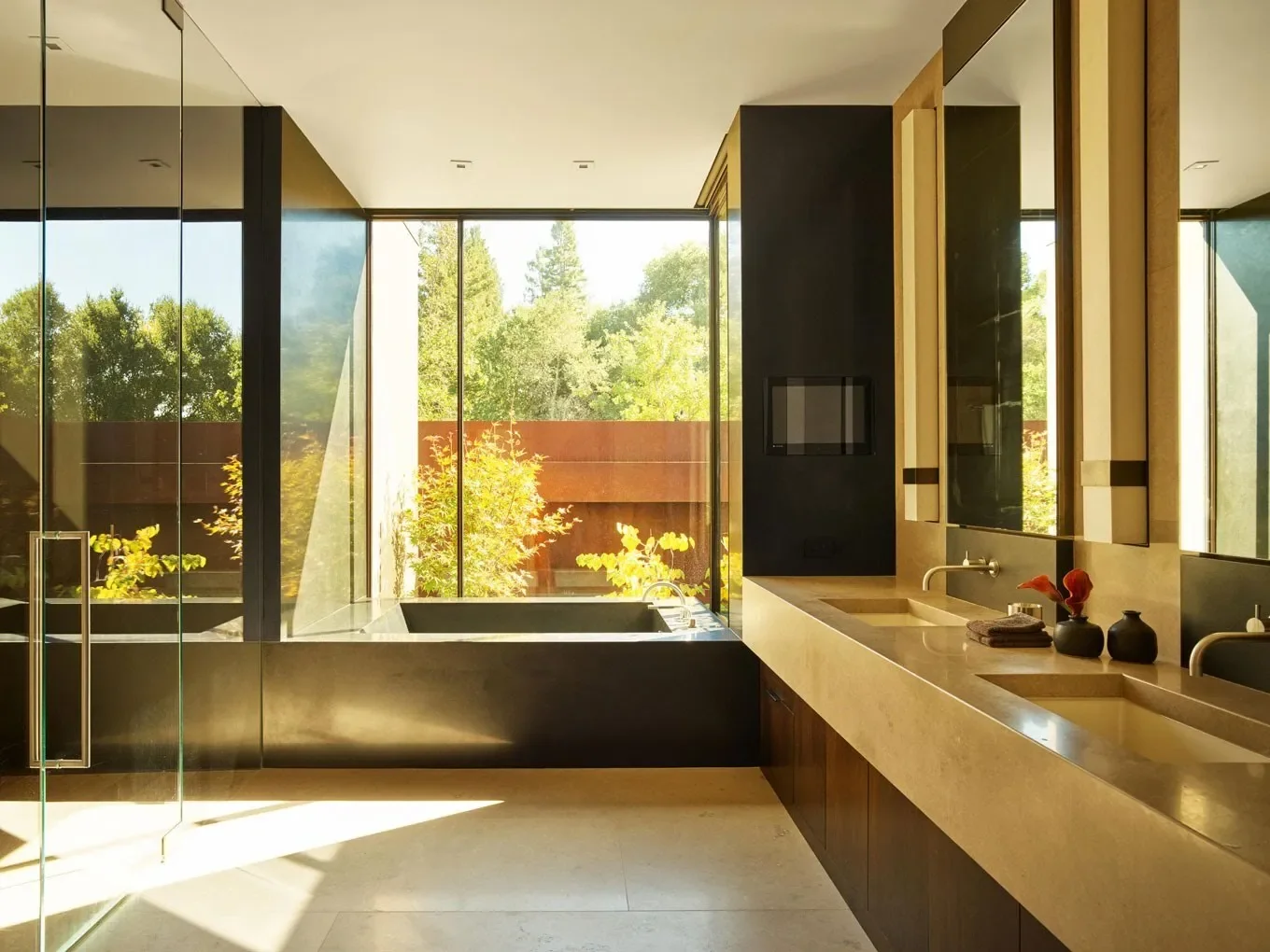 Gallery photo 2