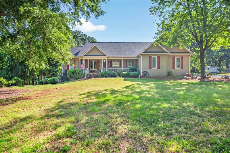 1308 Lakewood Lane, Anderson, SC 29625, Anderson, South Carolina, United States. - Photo 4