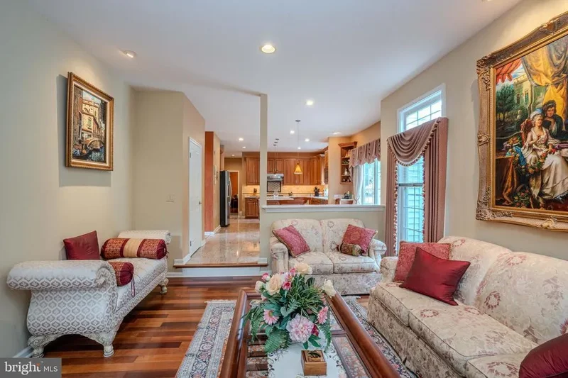 31 Sapphire Drive, Princeton Junction, NJ 08550, West Windsor Township, New Jersey, United States. - Photo 34