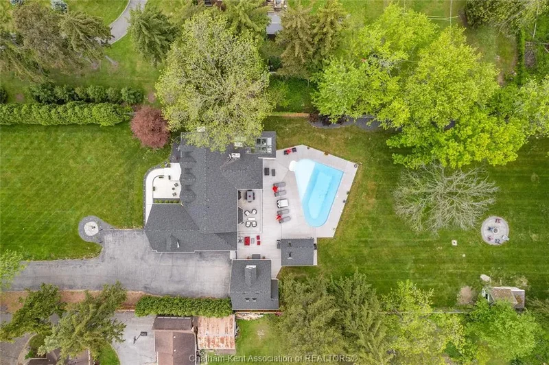 877 CHARING CROSS Road, Chatham, ON N7M 5H3, Chatham, Ontario, Canada. - Photo 48