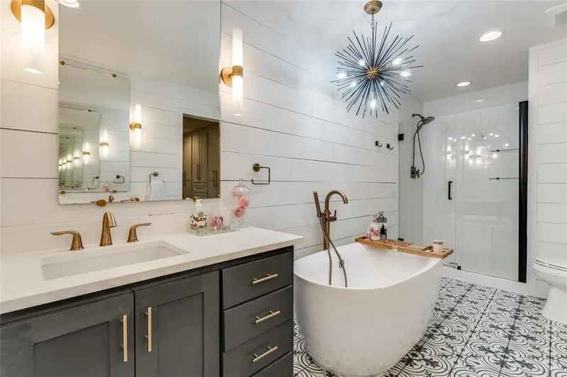 10946 Scotsmeadow Drive, Dallas, Texas, United States. - Photo 17