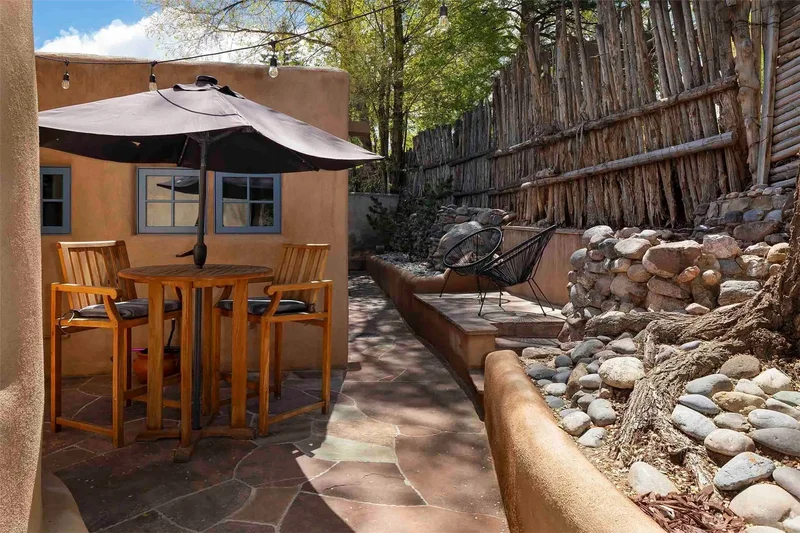 942 Canyon A & B, Santa Fe, NM 87501, Santa Fe, New Mexico, United States. - Photo 24