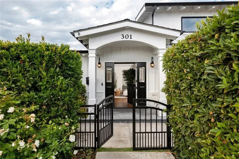301 Evening Canyon, Newport Beach, California, United States. - Photo 23