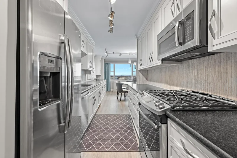 28 Riverside Drive 10H, Red Bank, NJ 07701, Red Bank, New Jersey, United States. - Photo 14