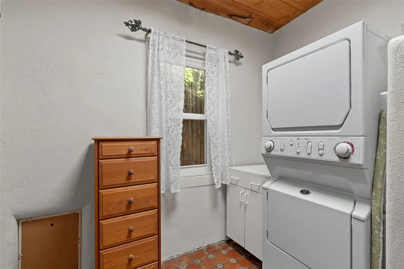 556 1/2 Garcia Street, Sanat Fe, NM 87505, Santa Fe, New Mexico, United States. - Photo 22