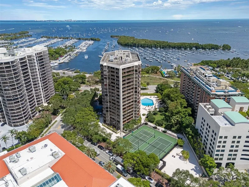 2901 S Bayshore Dr 17G/H, Miami, Florida, United States. - Photo 78