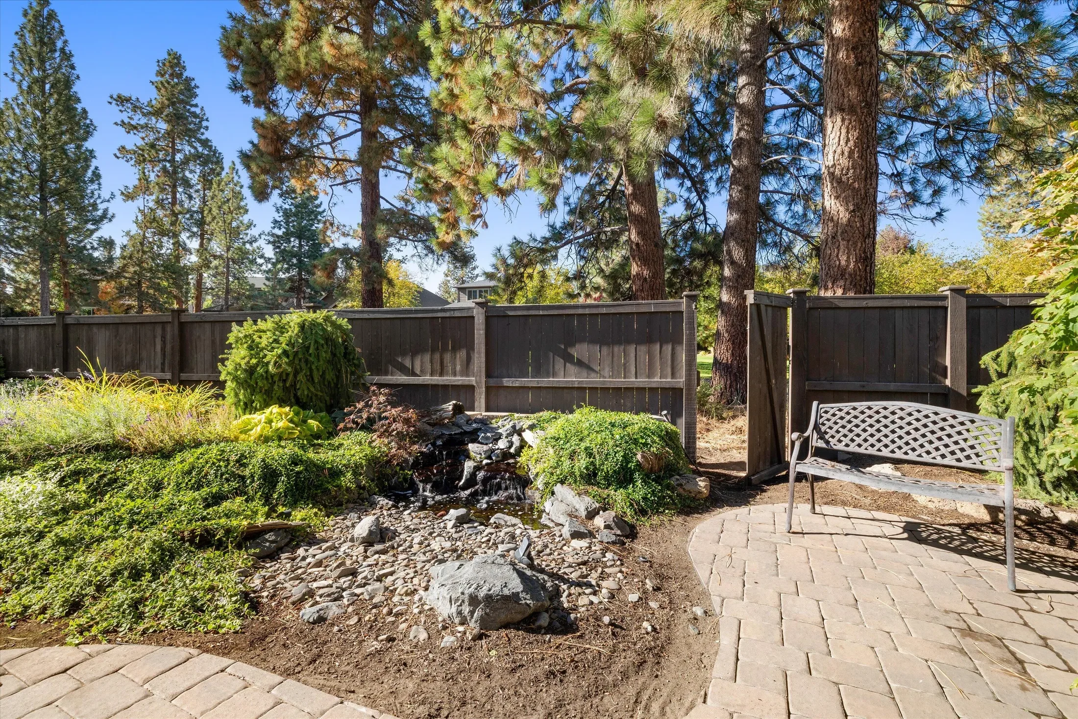 60208 Rolled Rock Way, Bend, Oregon, United States. - Photo 37