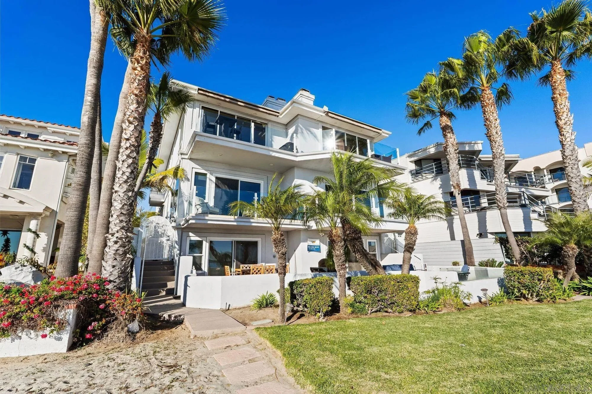 1177 Pacific Beach Drive #A, San Diego, California, United States. - Photo 8