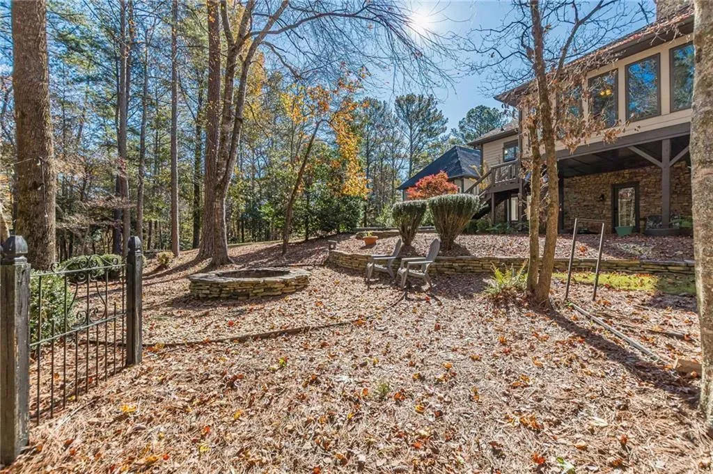 5752 W PHILLIPS MILL Road, Douglasville, Georgia, United States. - Photo 64