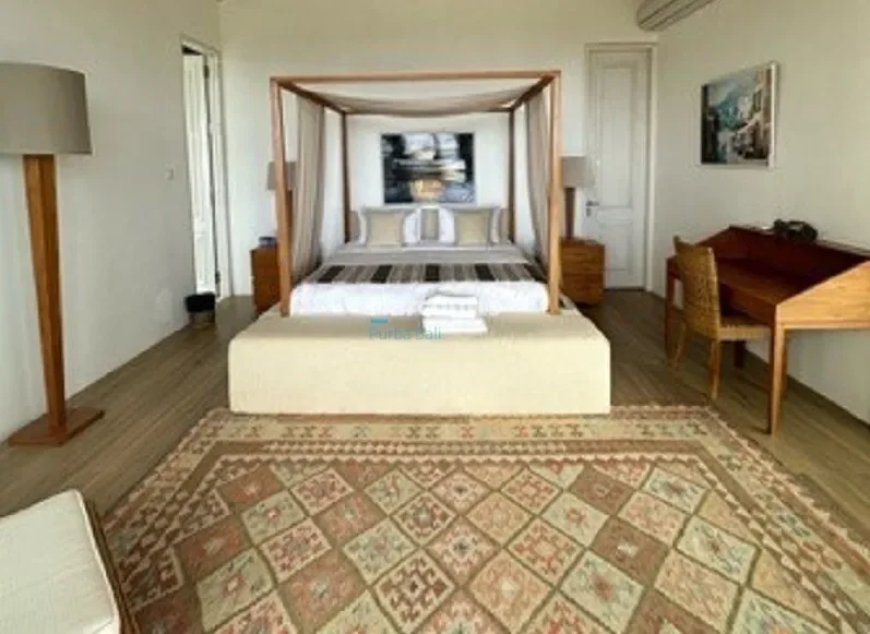 Gallery photo 10