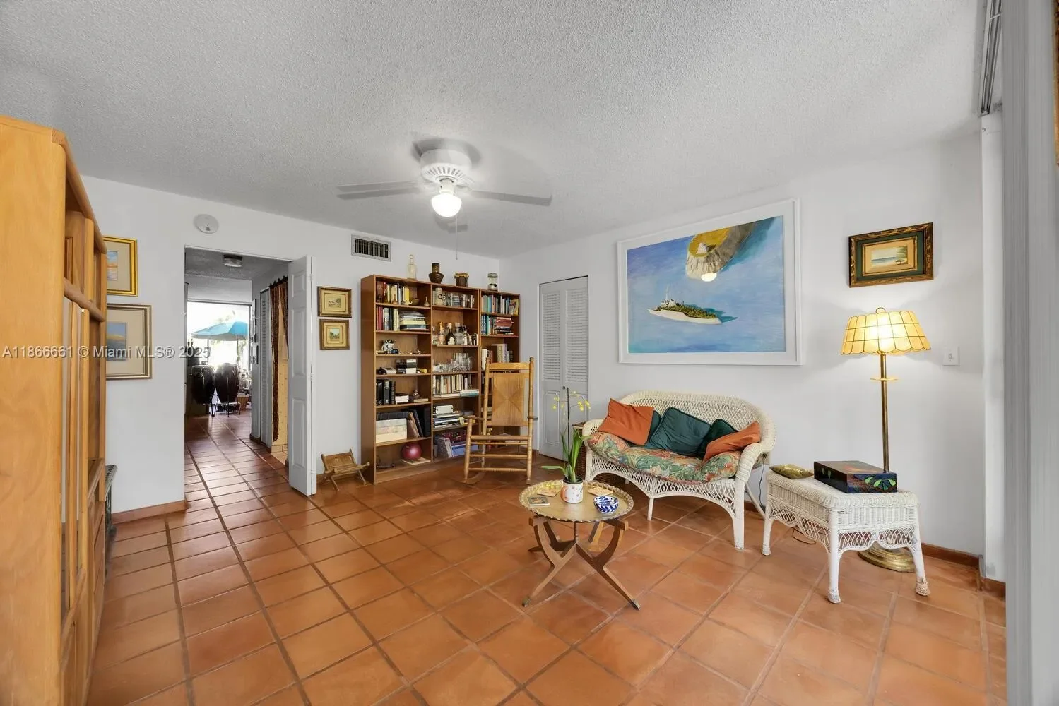 265 Grapetree Dr 110, Key Biscayne, Florida, United States. - Photo 1