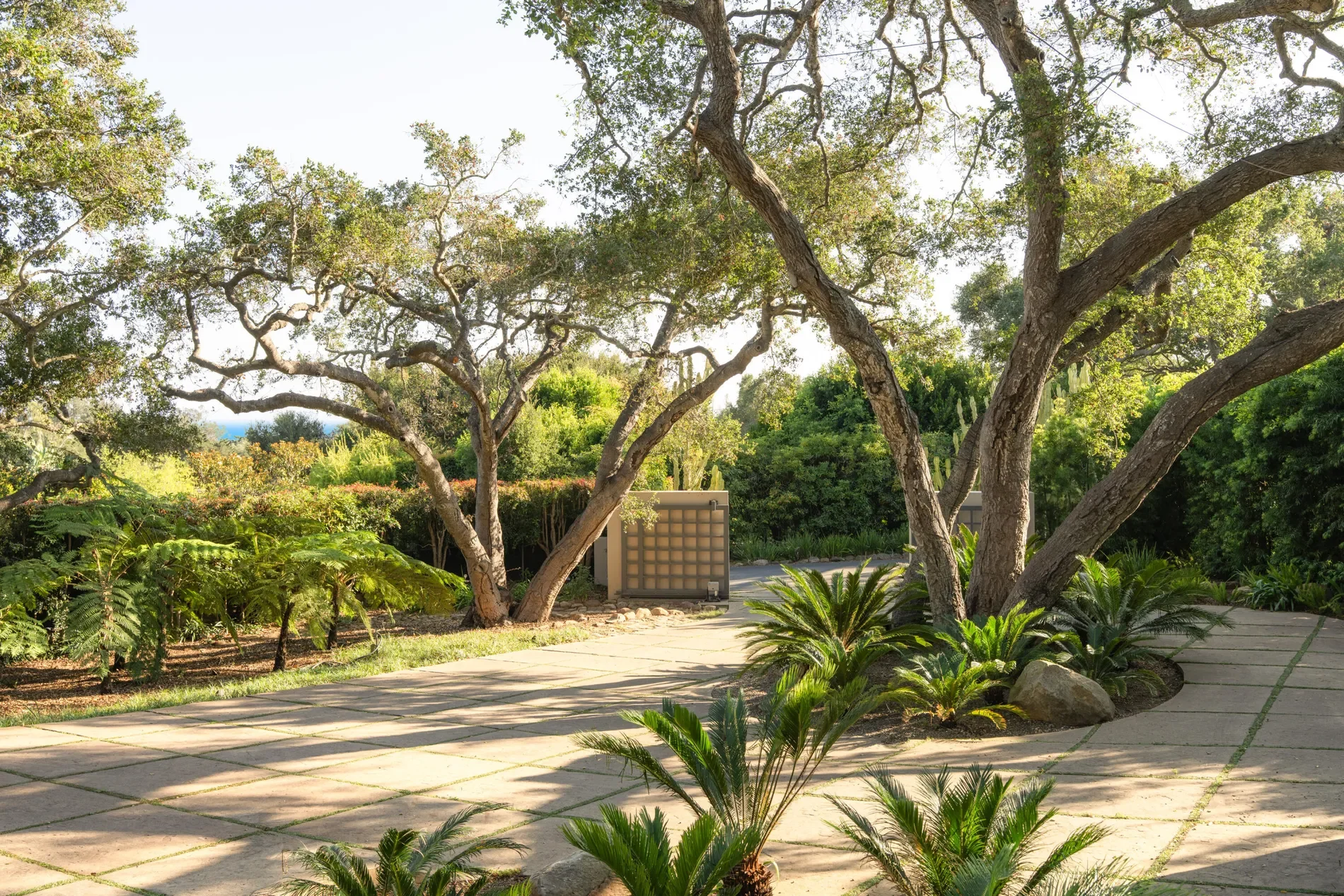 796 Hot Springs Road, Montecito, California, United States. - Photo 14