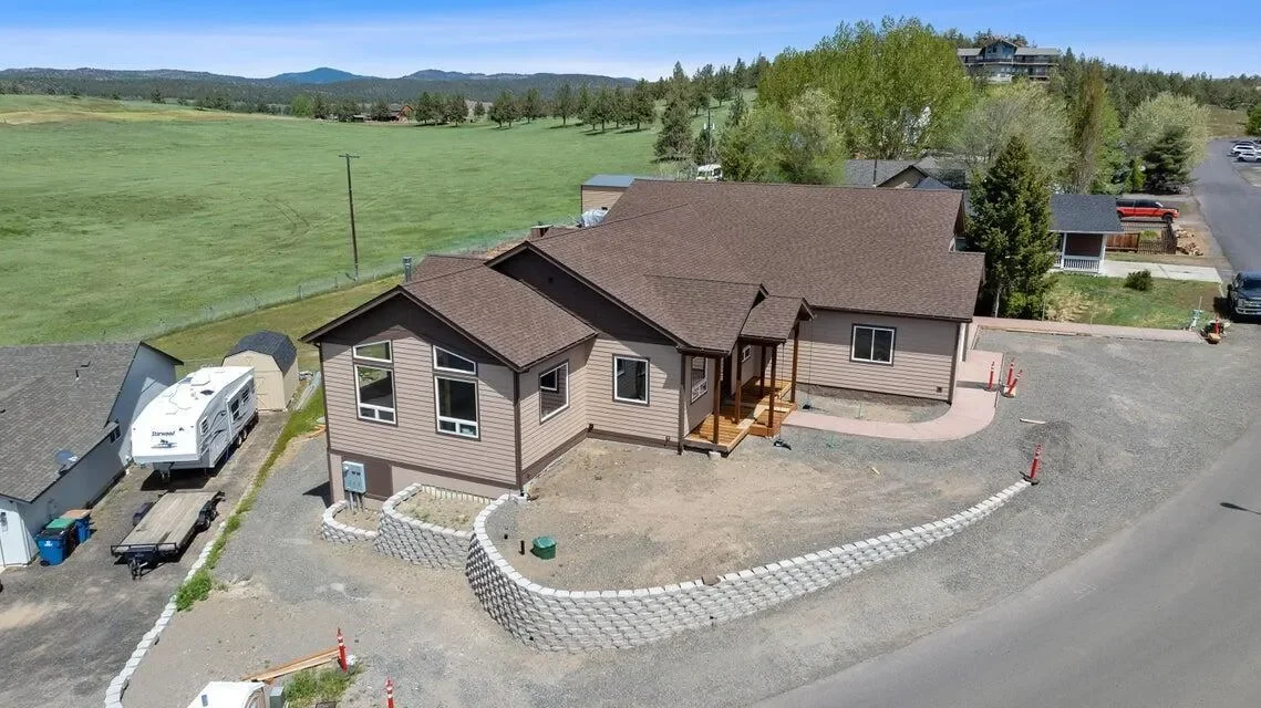 3248 NE Yellowpine Road 00, Prineville, Oregon, United States. - Photo 1