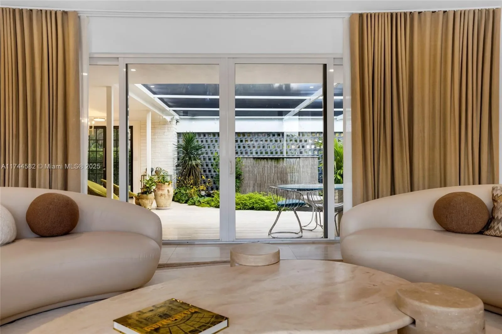 1250 NE 87th St, Miami, Florida, United States. - Photo 35