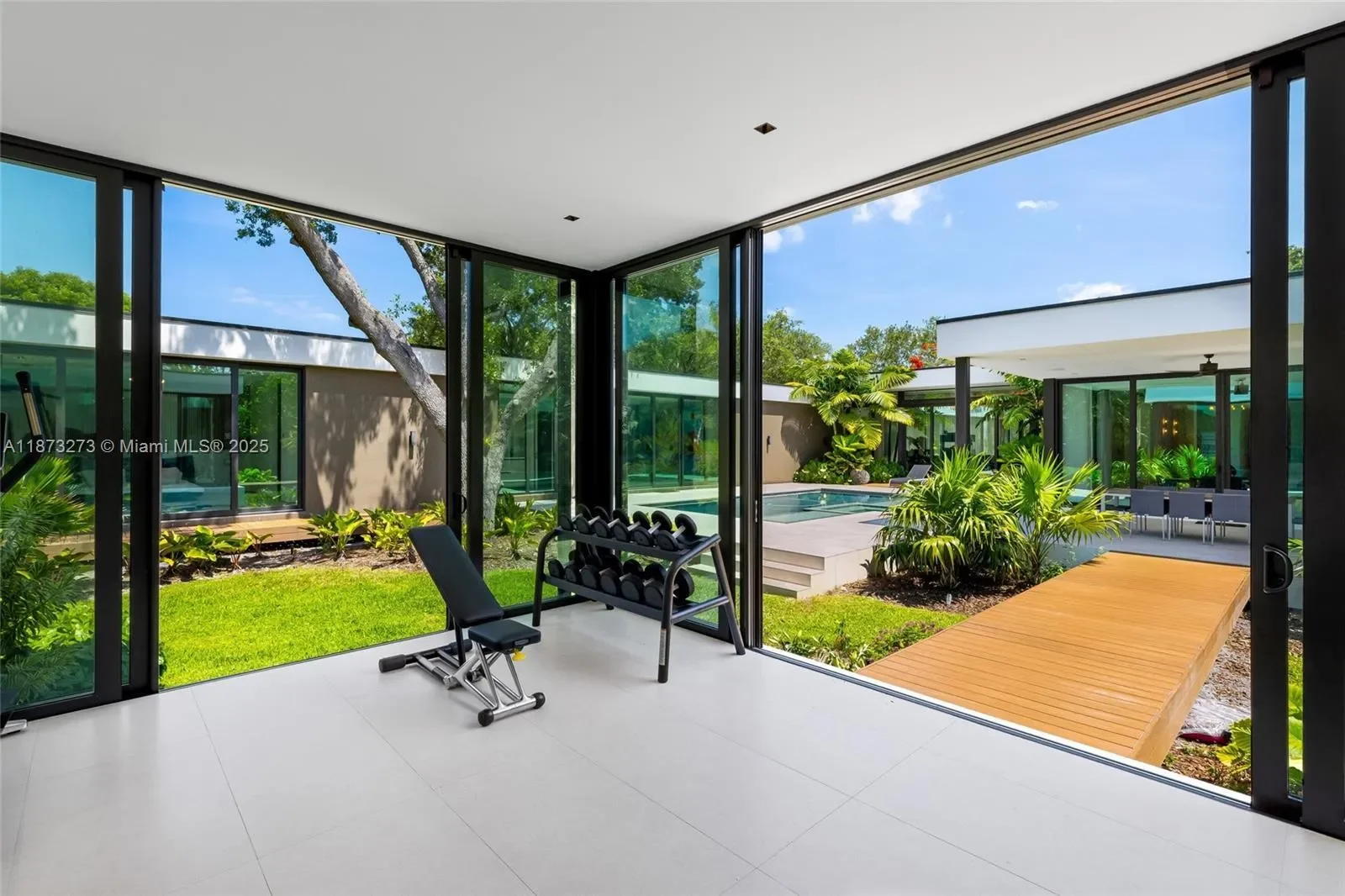 12100 SW 79th Ave, Coral Gables, Florida, United States. - Photo 53