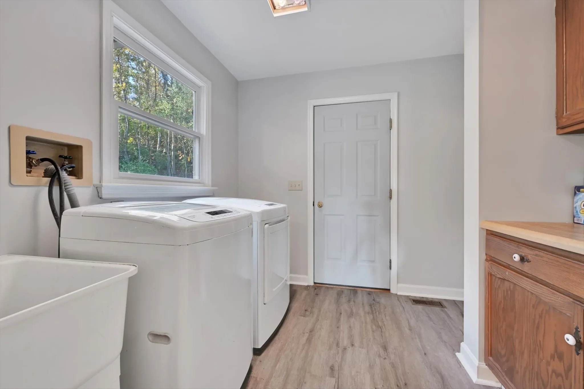 1157 Fritztown Rd, Reinholds, PA 17569, Adamstown, Pennsylvania, United States. - Photo 1