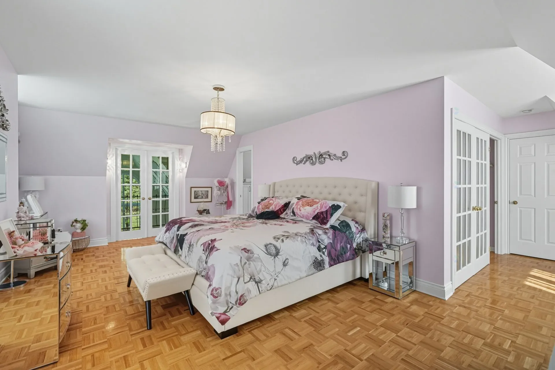 Gallery photo 3